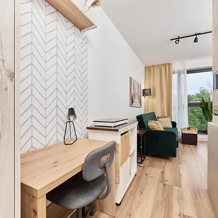 Business Studio Magnolia Wsb By Renters *
